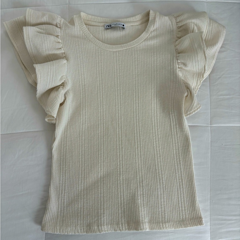 Women’s Zara Short Sleeve Blouse Fluffy Shoulders Size Small